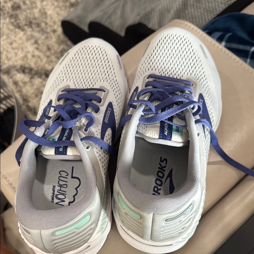 Brooks White and Blue Running Shoes